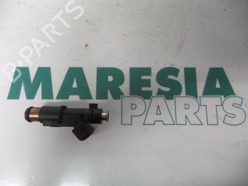 injector-citroen-c5-i-break-de_-2001-2002-2003-2004-31408346 main image