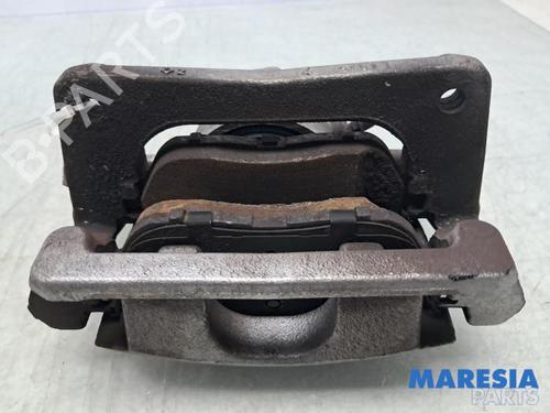 Etrier avant droit PEUGEOT 3008 II SUV (MC_, MR_, MJ_, M4_) Hybrid (224 hp) 32351378