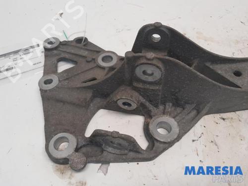 Support ALFA ROMEO GIULIETTA (940_) 1.4 TB (940FXF1A) | BP31516802C155