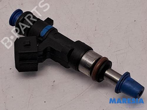 Inyector ABARTH 500 / 595 / 695 1.4 (312.AXY11, 312.AXY1A) (145 hp) 31413477