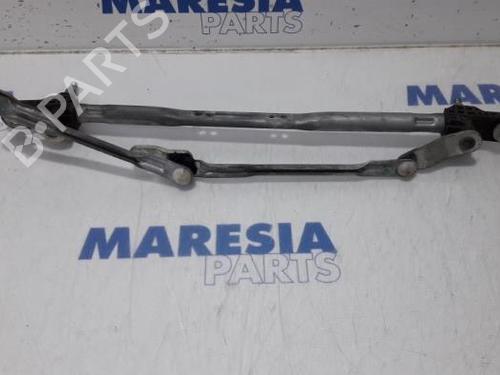 Used Front wipers mechanism FIAT PANDA (169_) 1.2 (169.AXB11, 169.AXB1A) (60 hp) 31487231