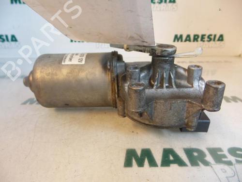 Used Front wiper motor FIAT GRANDE PUNTO (199_) 1.3 D Multijet (75 hp) 31502318