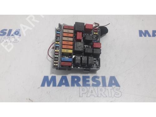 Sikringsdåse LANCIA DELTA III (844_) 1.6 D Multijet (844.AXC11, 844.AXC1A) (120 hp) 31533741