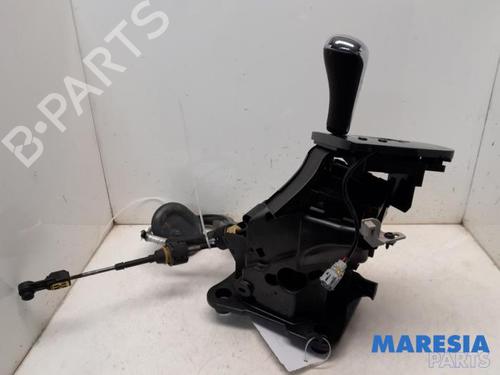 Used Gear lever PEUGEOT 3008 I MPV (0U_) 1.6 THP (156 hp) 31424978
