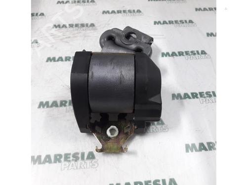 rear-center-seatbelt-renault-clio-ii-bb_-cb_-1998-1999-2000-2001-2002-2003-2004-2005-2006-2007-2008-2009-2010-2011-2012-2013-2014-2015-2016-31455203 main image