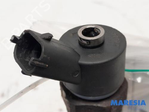 injector-renault-scenic-ii-jm01_-2003-2004-2005-2006-2007-2008-2009-2010-31398176 main image