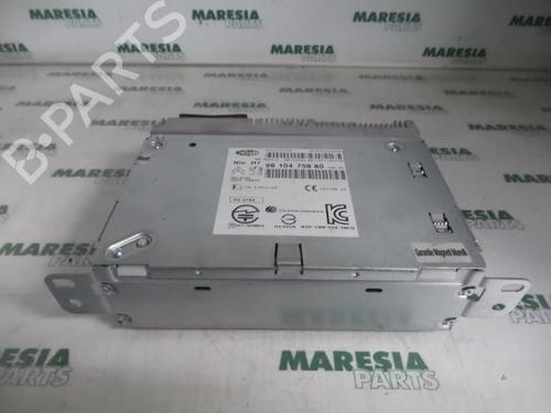 Used Radio CITROËN C4 CACTUS 1.2 VTi 82 (82 hp) 31457620