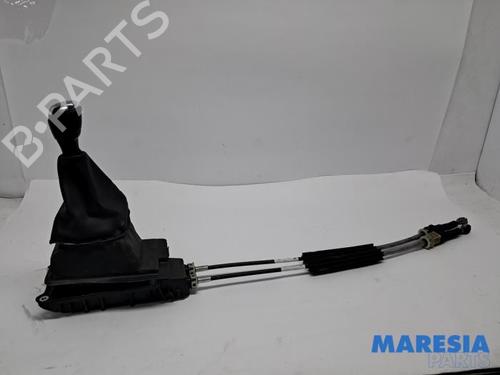 Used Gear lever Gear lever RENAULT CLIO IV (BH_) 0.9 TCe 90 (BHNF, BHMA, BHMH, BHJK, BHJR) (90 hp) 40510359 40510359