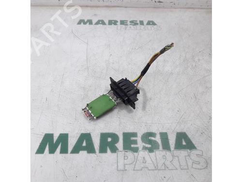 Used Electronic sensor FIAT DOBLO Cargo (263_) 1.6 D Multijet (263WXD1B, 263WXR1B, 263WXX1B, 263ZXD1B,... (105 hp) 31447753