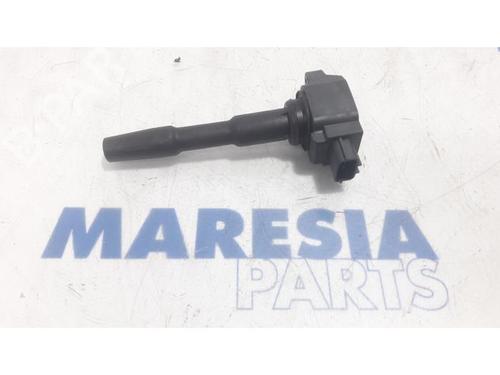 Used Ignition coil RENAULT KANGOO / GRAND KANGOO II (KW0/1_) 1.2 TCe 115 (KW02, KW14) (115 hp) 31521474