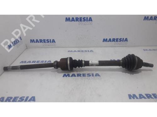 Used Right front driveshaft PEUGEOT 5008 (0U_, 0E_) 1.6 16V (120 hp) 31485870