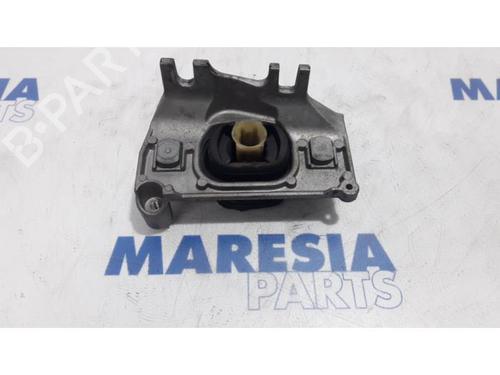 Used Gearbox mount RENAULT CAPTUR I (J5_, H5_) 1.2 TCe 120 (118 hp) 31391551