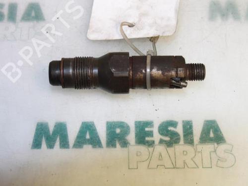 Used Injector CITROËN BERLINGO / BERLINGO FIRST Box Body/MPV (M_) 1.9 D 70 (MBWJZ, MCWJZ) (69 hp) 31451015