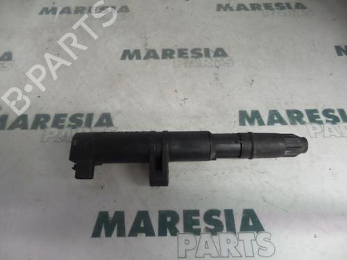 Used Ignition coil RENAULT LAGUNA II Grandtour (KG0/1_) 2.0 16V (KG00, KG0K, KG0W, KG0P) (135 hp) 31520804