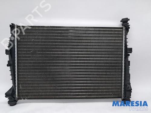 Used Water radiator Water radiator 39585898 39585898