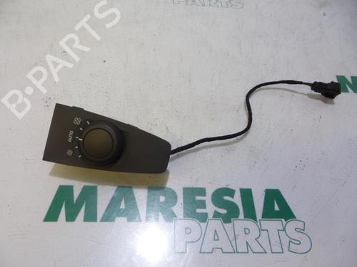 Used Climate control CITROËN C4 Grand Picasso I (UA_) 2.0 HDi 138 (136 hp) 31524992
