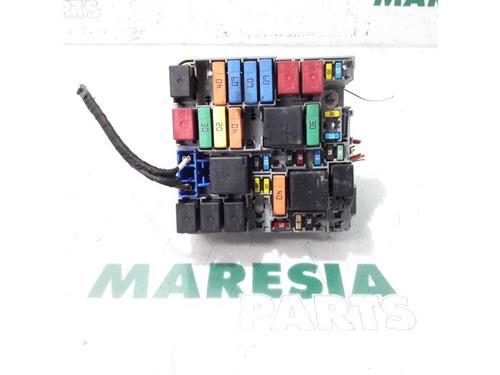 Used Fuse box FIAT DOBLO Cargo (263_) 1.3 D Multijet (263ZXT1A, 263WXT1A, 263ZYA1A, 263WYA1A) (80 hp) 31509052