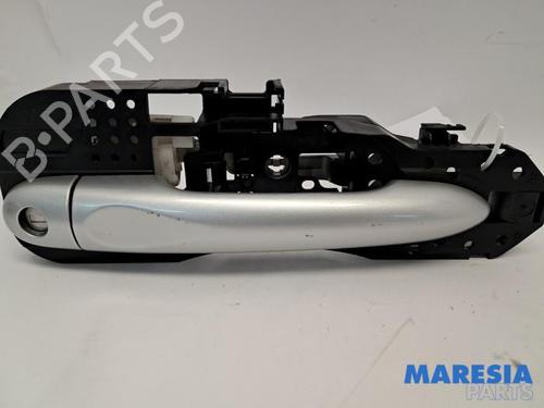 front-left-exterior-door-handle-renault-megane-iii-grandtour-kz01-2008-2009-2010-2011-2012-2013-2014-2015-2016-31395912 main image