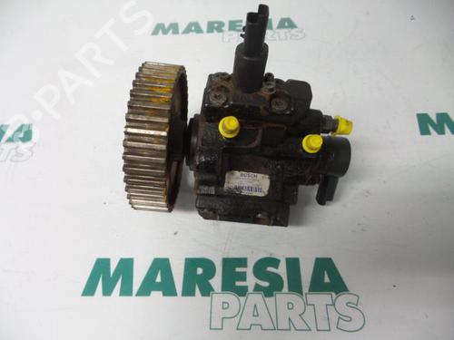 Used Fuel pump CITROËN C8 (EA_, EB_) 2.0 HDi (107 hp) 31536465