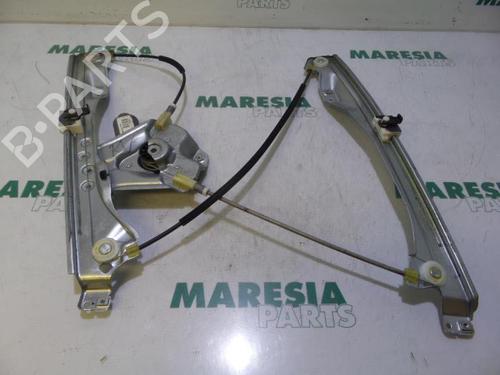 Used Front right window mechanism RENAULT CLIO III (BR0/1, CR0/1) 1.2 16V (BR02, BR0J, BR11, CR02, CR0J, CR11) (75 hp) 31478949