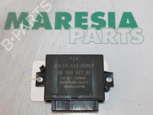 Used Electronic module FIAT STILO (192_) 1.6 16V (192_XB1A) (103 hp) 31390984