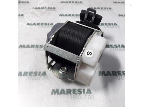 Used Rear left seatbelt ALFA ROMEO 147 (937_) 1.6 16V T.SPARK ECO (937.AXA1A, 937.BXA1A) (105 hp) 31432240