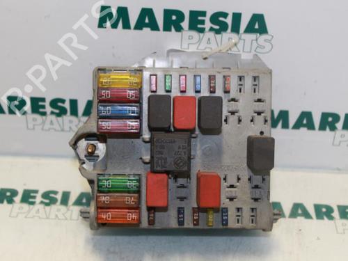 Used Fuse box FIAT PUNTO (188_) 1.2 60 (188.030, .050, .130, .150, .230, .250) (60 hp) 31419678