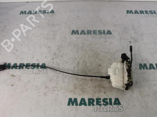 electronic-module-renault-megane-ii-estate-km01_-2003-2004-2005-2006-2007-2008-2009-2010-2011-2012-31456533 main image