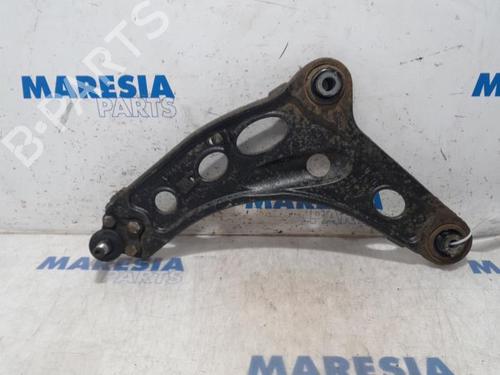 Used Left front suspension arm VAUXHALL VIVARO B Bus (X82) 1.6 CDTi (125 hp) 31497664