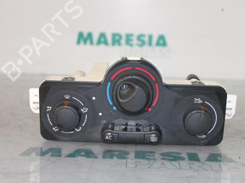 Used Climate control Climate control RENAULT CLIO III (BR0/1, CR0/1) 1.6 16V (BR05, BR0B, BR0Y, BR15, BR1J, BR1M, BR1Y, CR0B,... (112 hp) 31534457 31534457