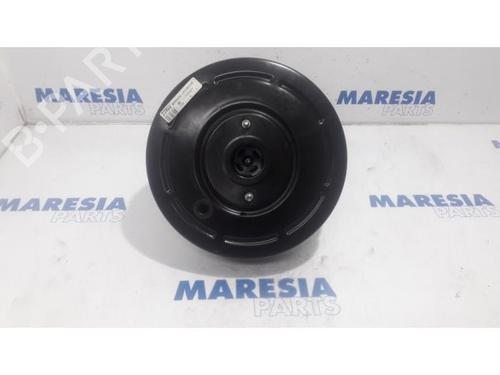 Used Servo brake RENAULT TRAFIC III Van (FG_) 1.6 dCi 115 (FGMD) (116 hp) 31488213