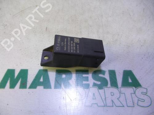 Used Electronic sensor PEUGEOT 308 SW II (LC_, LJ_, LR_, LX_, L4_) 1.6 BlueHDi 120 (120 hp) 31534115