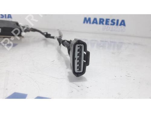 Control unit RENAULT MASTER III Van (FV) 2.3 dCi 110 FWD (FV0R, FV0W, FV1A) | BP31471364M11