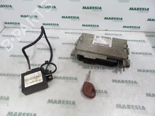 Used Engine control unit (ECU) Engine control unit (ECU) FIAT PUNTO (176_) 60 1.2 (176AP, 176AR, 176AQ, 176BB) (60 hp) 31527365 31527365