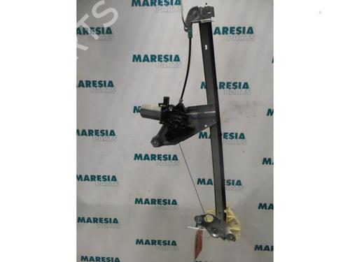 Rudehejsemekanisme ventre foran RENAULT ESPACE III (JE0_) 2.2 12V TD (JE0E, JE0H, JE0P) (113 hp) 31497588