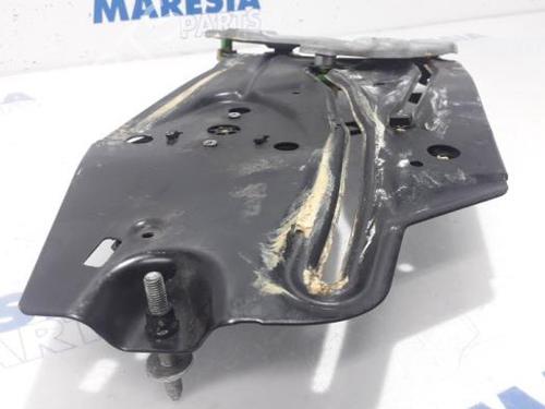 Rear left window mechanism PEUGEOT 308 CC (4B_) 1.6 HDi | BP31433866C24 