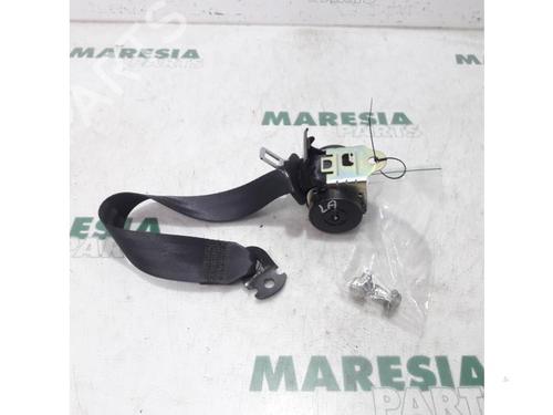 Used Rear left seatbelt FIAT PUNTO EVO (199_) 1.3 D Multijet (84 hp) 31522216