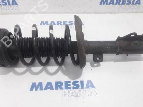 Used Right front shock absorber Right front shock absorber PEUGEOT 508 I (8D_) 2.0 HDi Hybrid4 AWC (163 hp) 31388294 31388294