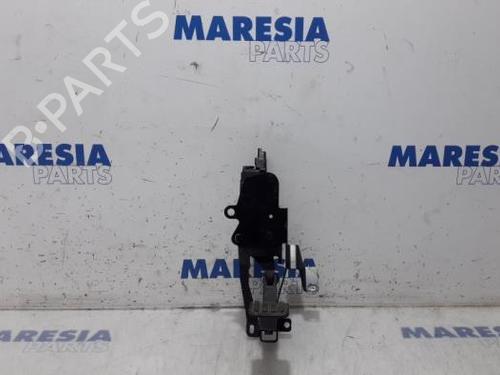 Used Electronic module Electronic module PEUGEOT EXPERT Van (VF3A_, VF3U_, VF3X_) 2.0 HDi 140 (136 hp) 31437677 31437677