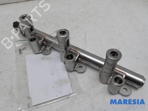 Injection rail PEUGEOT 308 II (LB_, LP_, LW_, LH_, L3_) 1.2 THP 110 | BP31495243M98