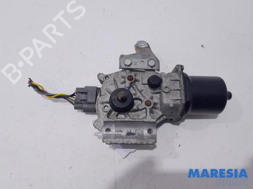 Used Front wiper motor RENAULT CAPTUR I (J5_, H5_) 0.9 TCe 90 (90 hp) 31517923