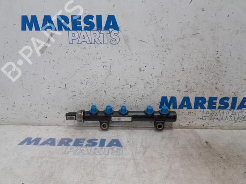 Fordelerrør PEUGEOT 3008 I MPV (0U_) 1.6 HDi (114 hp) 31434527