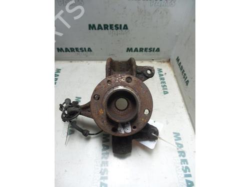 Used Right front steering knuckle RENAULT SCÉNIC II (JM0/1_) 1.5 dCi (JM0F) (82 hp) 31469837