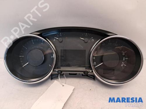 Used Instrument cluster PEUGEOT 3008 I MPV (0U_) 1.6 THP (156 hp) 31535440