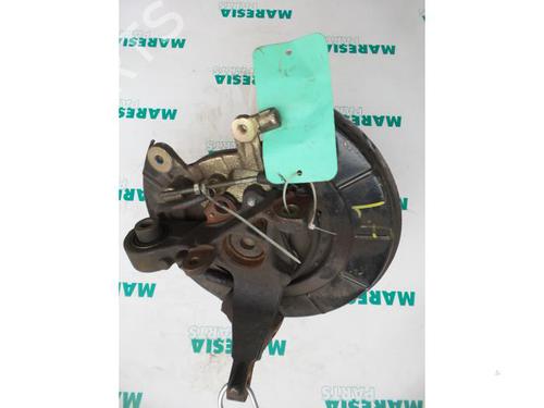 Used Left rear steering knuckle PEUGEOT 406 Break (8E/F) 2.0 16V (136 hp) 31475292