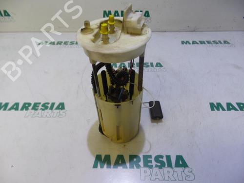 Used Fuel pump FIAT DUCATO Van (244_) 2.8 JTD Power (146 hp) 31404360
