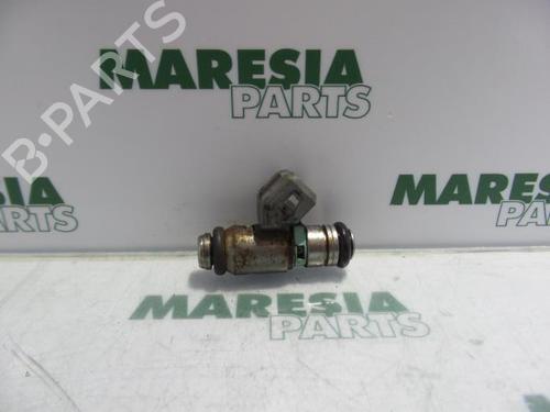 Used Injector FIAT PUNTO (188_) 1.2 60 (188.030, .050, .130, .150, .230, .250) (60 hp) 31426731