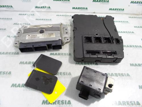 Used Engine control unit (ECU) RENAULT GRAND SCÉNIC II (JM0/1_) 2.0 (163 hp) 31461621