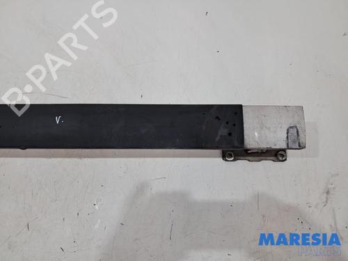 Front bumper reinforcement PEUGEOT 307 SW (3H) 2.0 16V | BP31470489C109