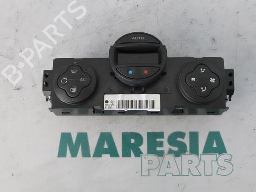 Used Climate control RENAULT MEGANE II Coupé-Cabriolet (EM0/1_) 2.0 (135 hp) 31485644